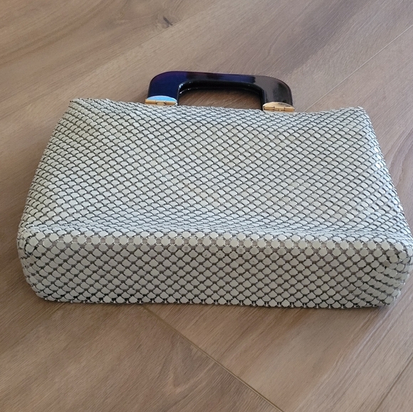 Vintage 1960's‎ Cream Metal Mesh Satchel Shoulder Bag Brown Lucite Handles - Picture 3 of 5